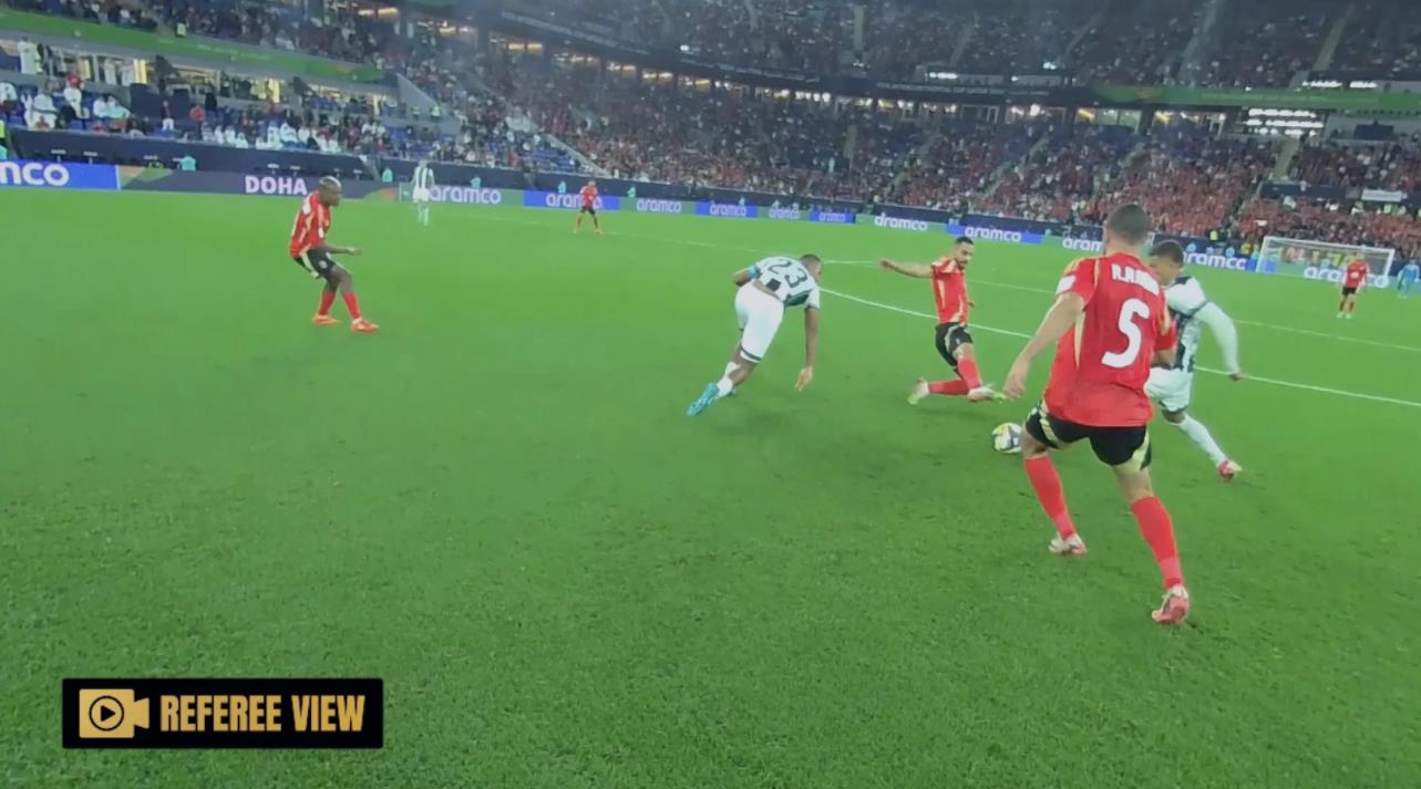 FIFA：世俱杯裁判会佩戴随身摄像头，第一视角画面将公开播放