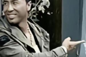 发生小摩擦！杨瀚森毫不在意面带微笑&amp;比出甄子丹同款表情包