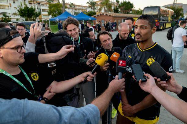 星空体育官网-他回“莱”了！战胜睾丸癌的斗士，多特锋霸终于复出